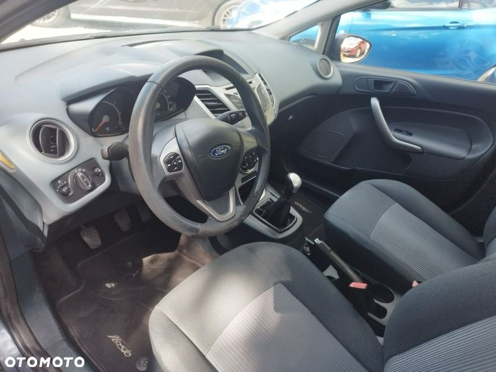 Ford Fiesta - 3