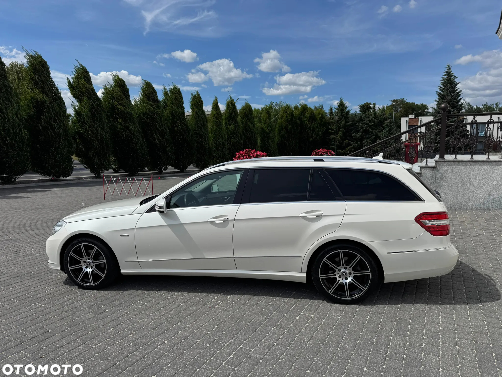 Mercedes-Benz Klasa E - 14