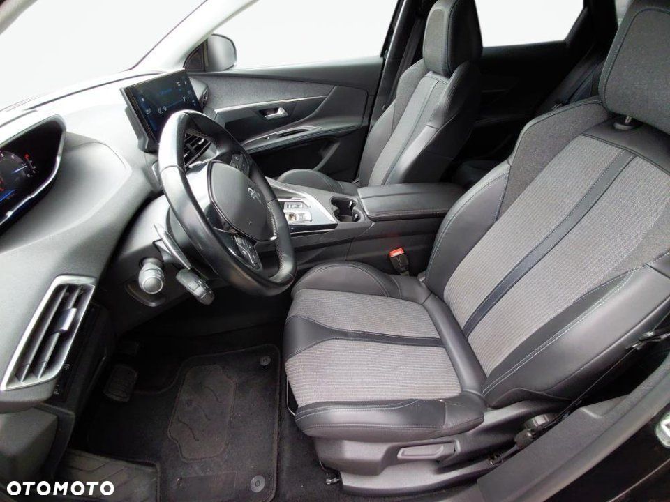 Peugeot 3008 2022