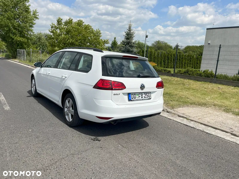 Volkswagen Golf - 12