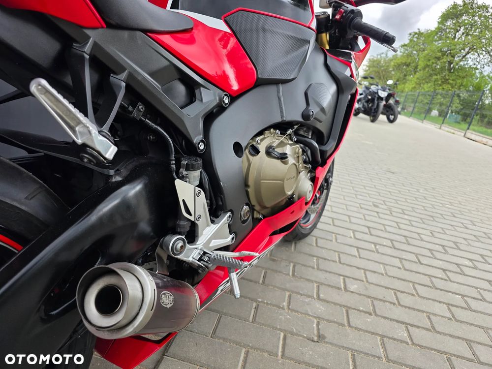 Honda CBR - 18
