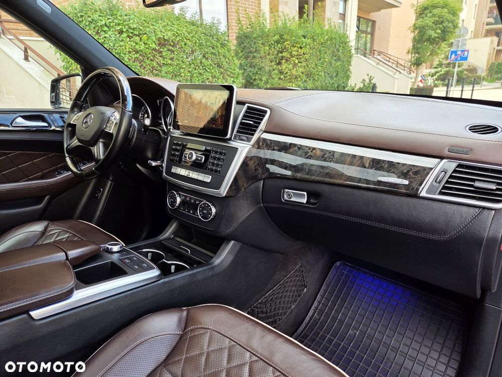 Mercedes-Benz ML 350 BlueTEC 4MATIC 7G-TRONIC Edition 1 - 28