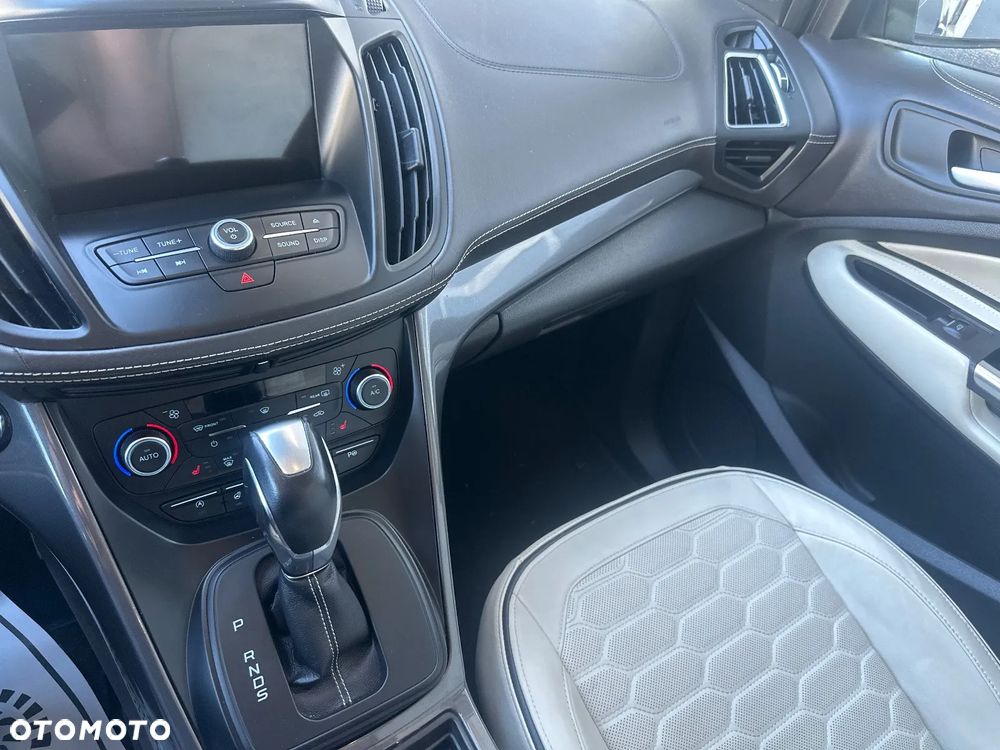 Ford Kuga 2.0 TDCi 4x4 Vignale - 21