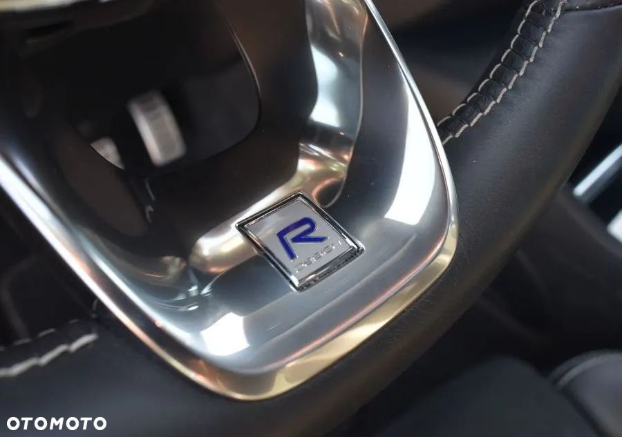 Volvo XC 40 T3 R-Design - 15