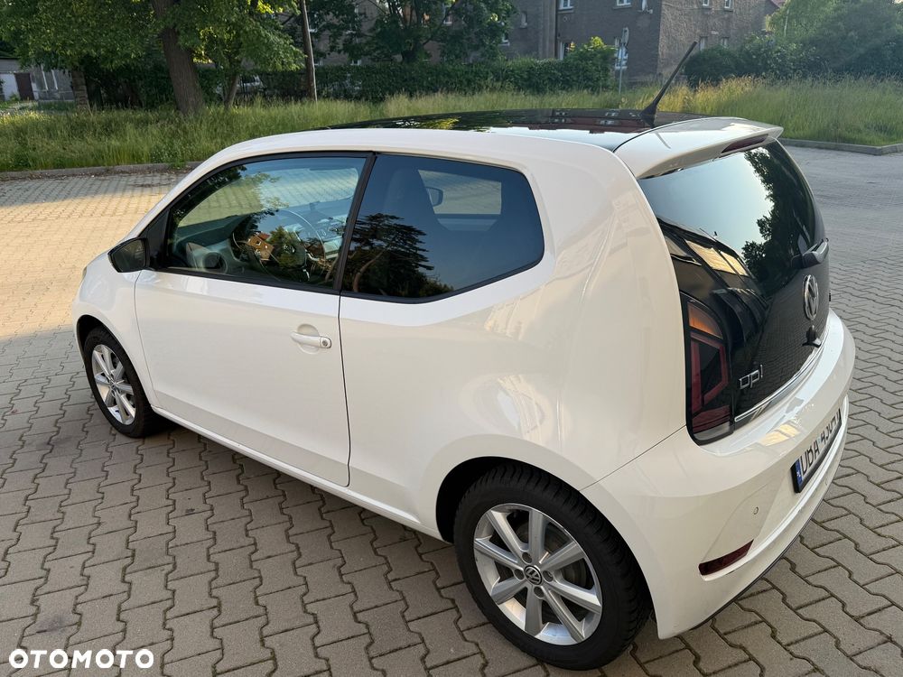Volkswagen up! TSI high - 6
