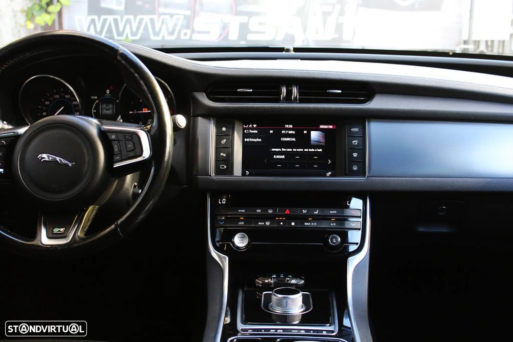 Jaguar XF E-Performance Aut. R-Sport - 19