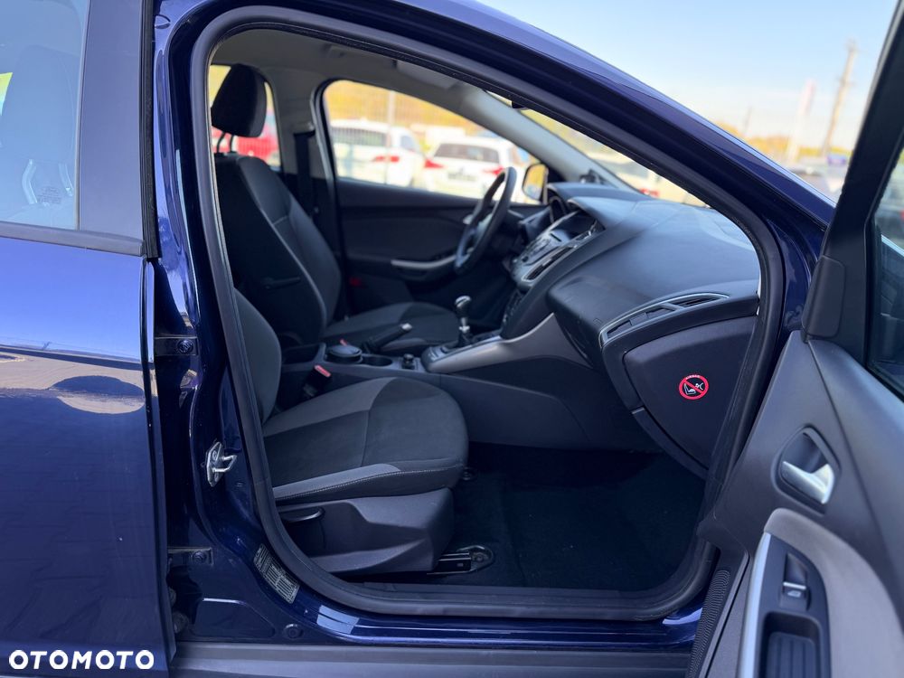 Ford Focus 1.6 Edition Start - 16