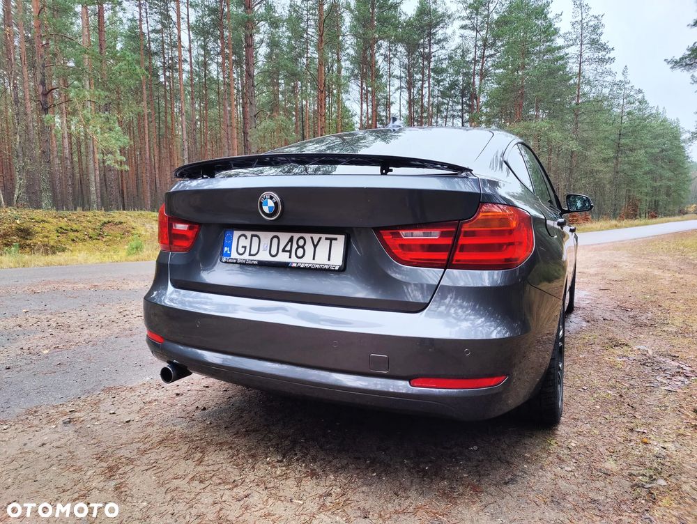 BMW 3GT 318d - 10