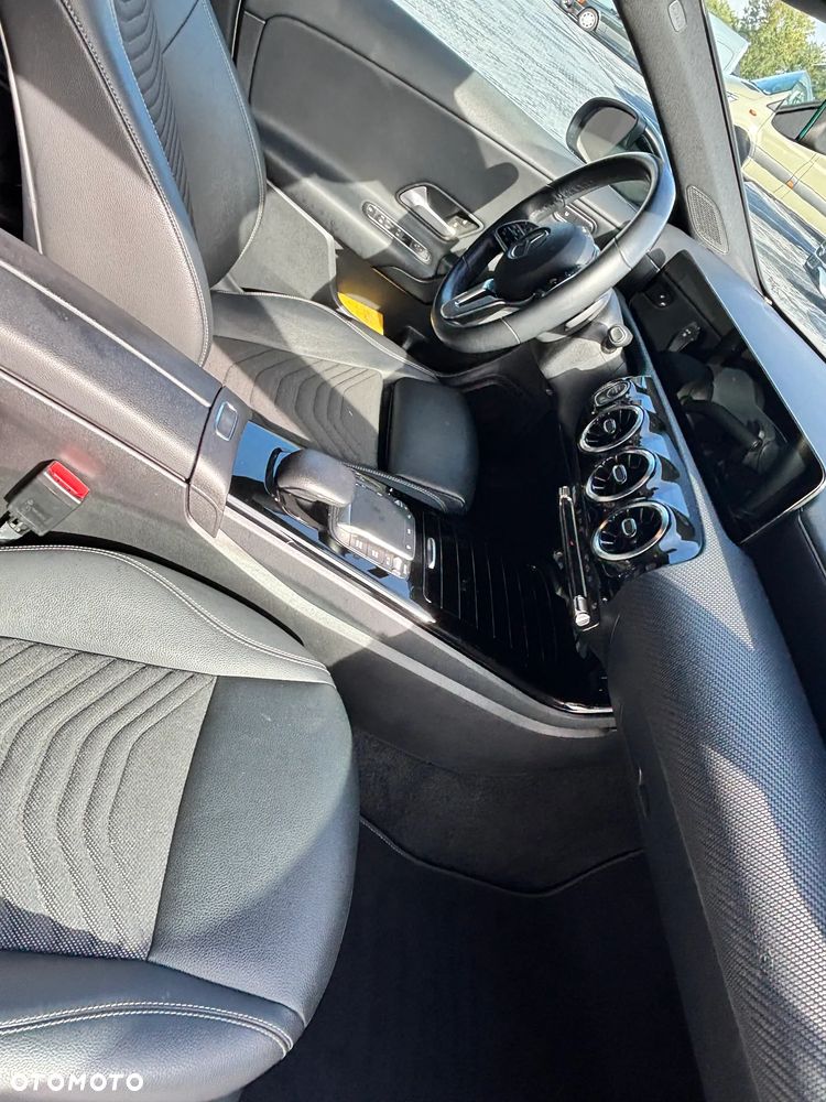 Mercedes-Benz CLA - 7