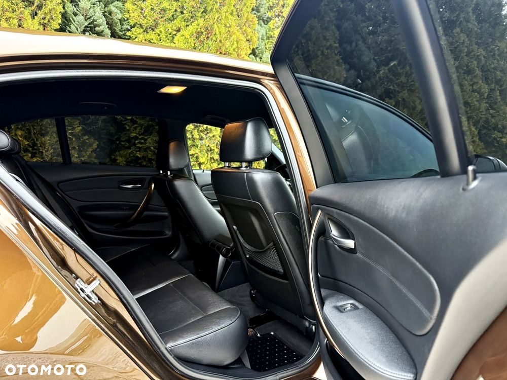 BMW Seria 1 - 38