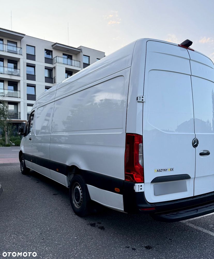 Mercedes-Benz Sprinter - 7