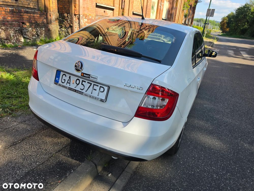 Skoda RAPID 1.2 TSI Style Plus - 4