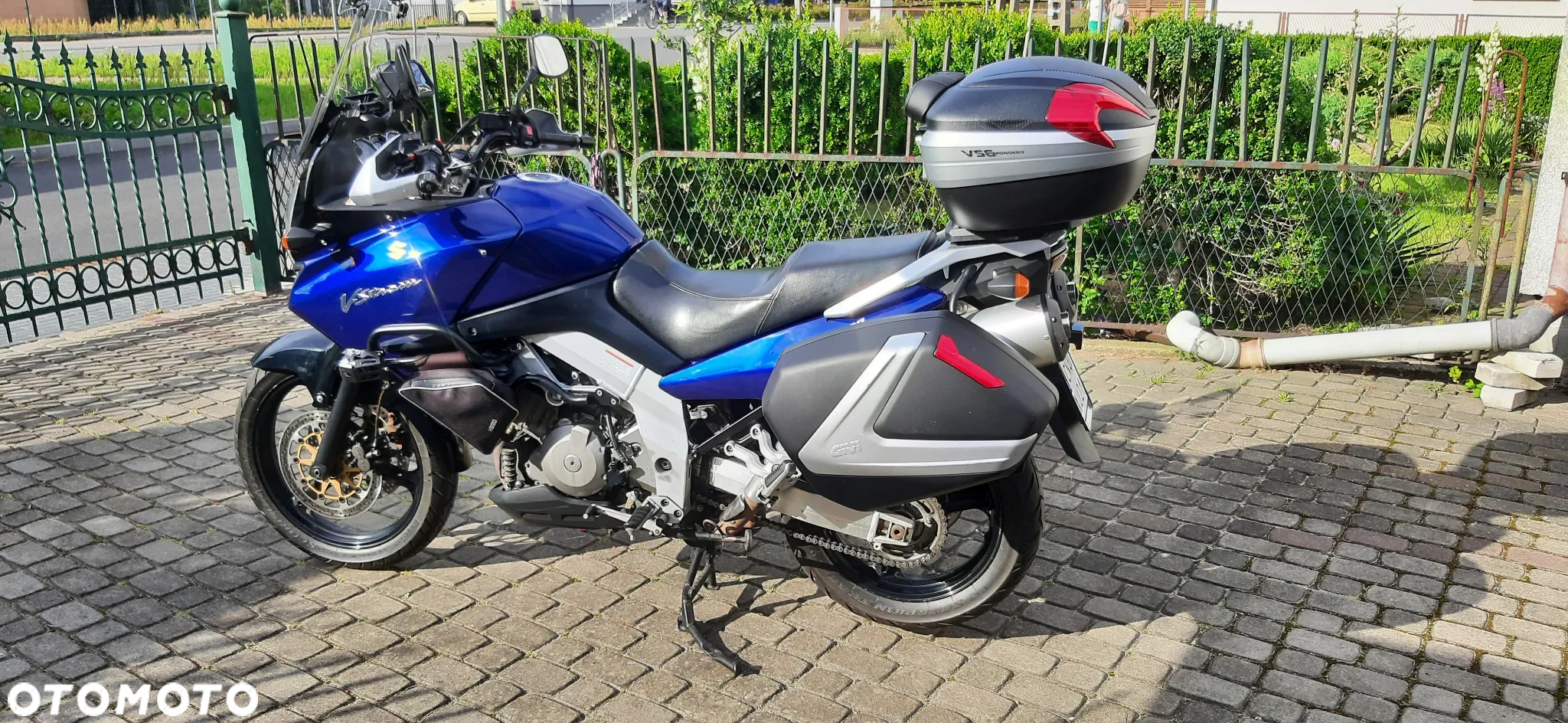 Suzuki DL - 4