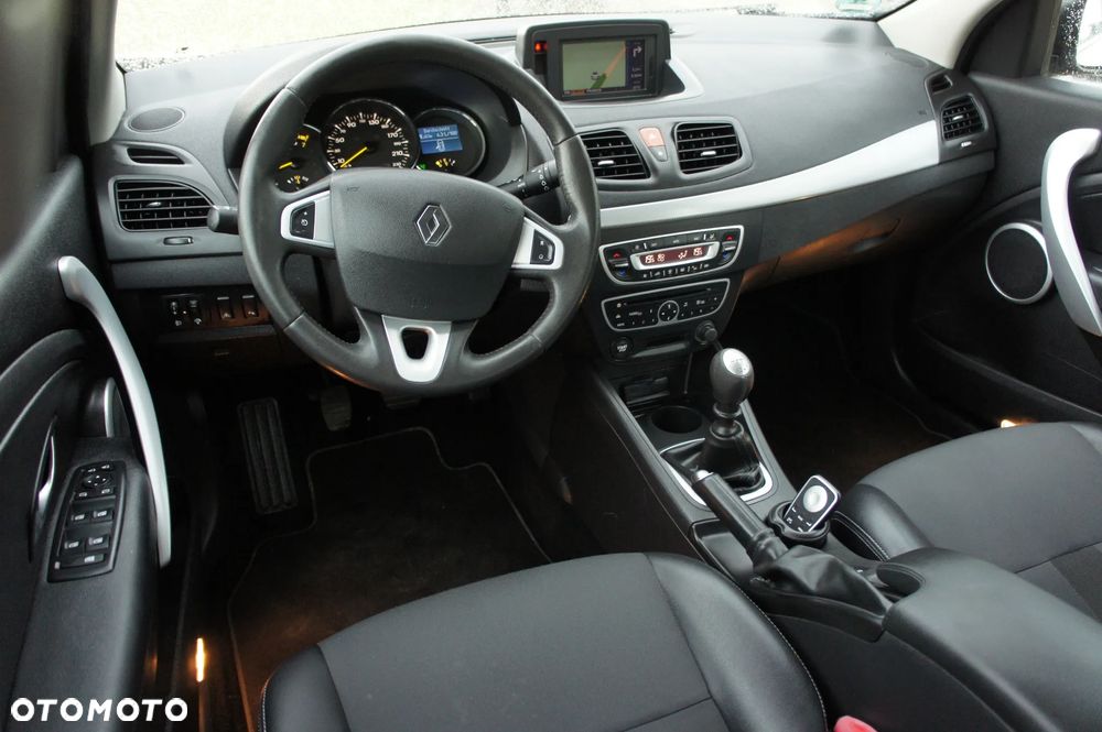 Renault Fluence 2.0 16V 140 Dynamique - 16