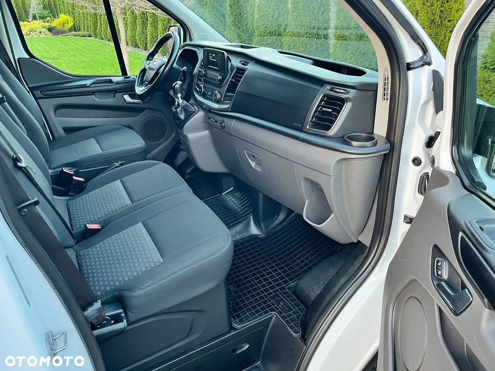 Ford Transit Custom - 28