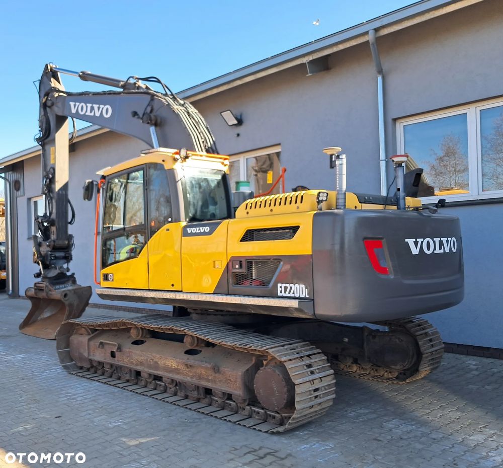 Volvo EC 220 DL - 4