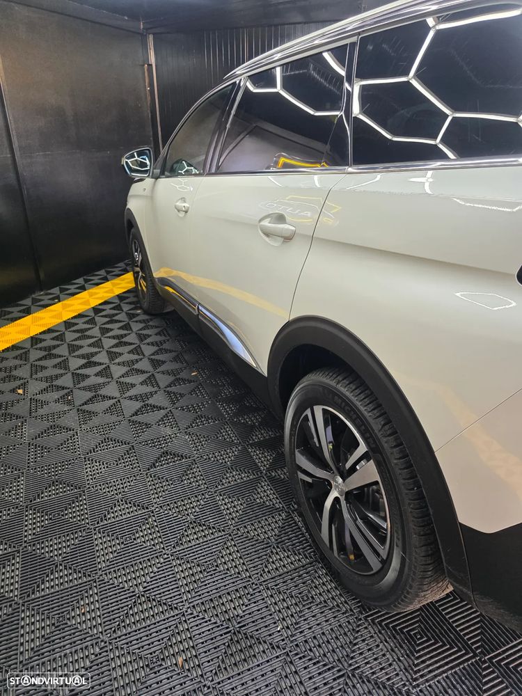 Peugeot 5008 1.5 BlueHDi GT Line EAT8 - 19
