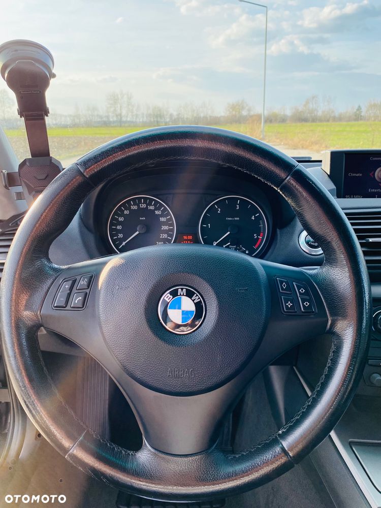 BMW Seria 1 - 19