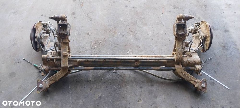 BELKA OŚ ZAWIESZENIA TYŁ TARCZE Z ABS CITROEN XSARA PICASSO I - 1