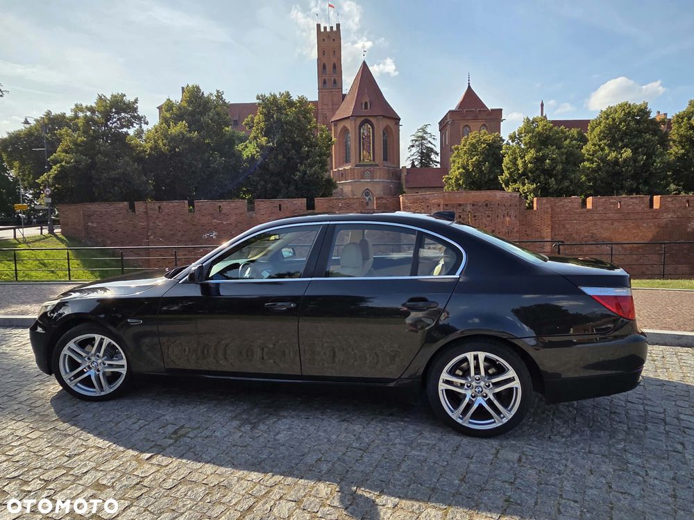 BMW Seria 5 520d - 7