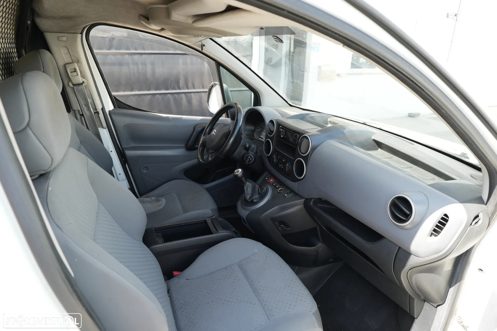 Citroën Berlingo Isotérmica 1.6HDI 90cv - 10
