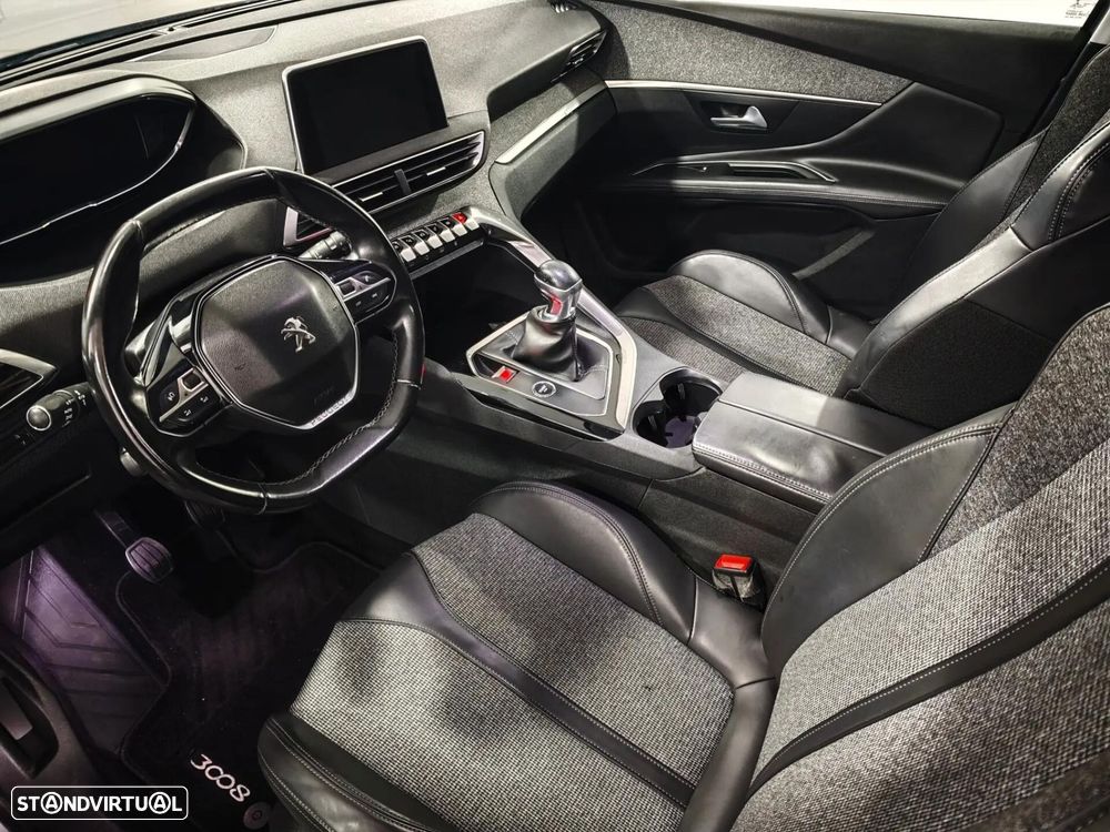 Peugeot 3008 1.2 PureTech Allure Pack - 19