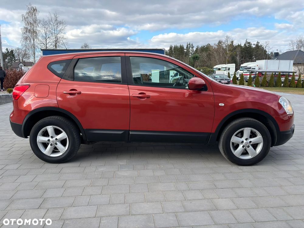 Nissan Qashqai 1.6 visia - 13