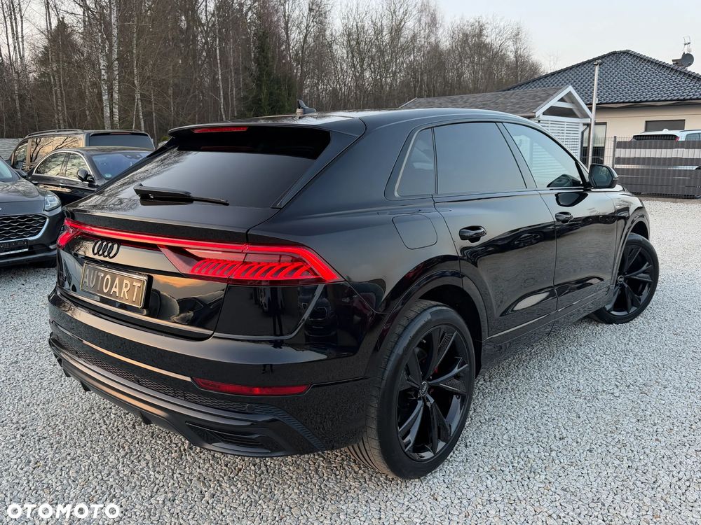 Audi Q8 - 16