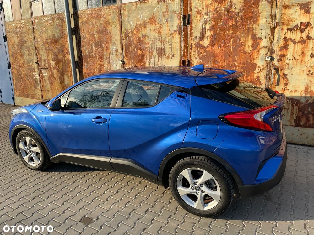 Toyota C-HR - 36