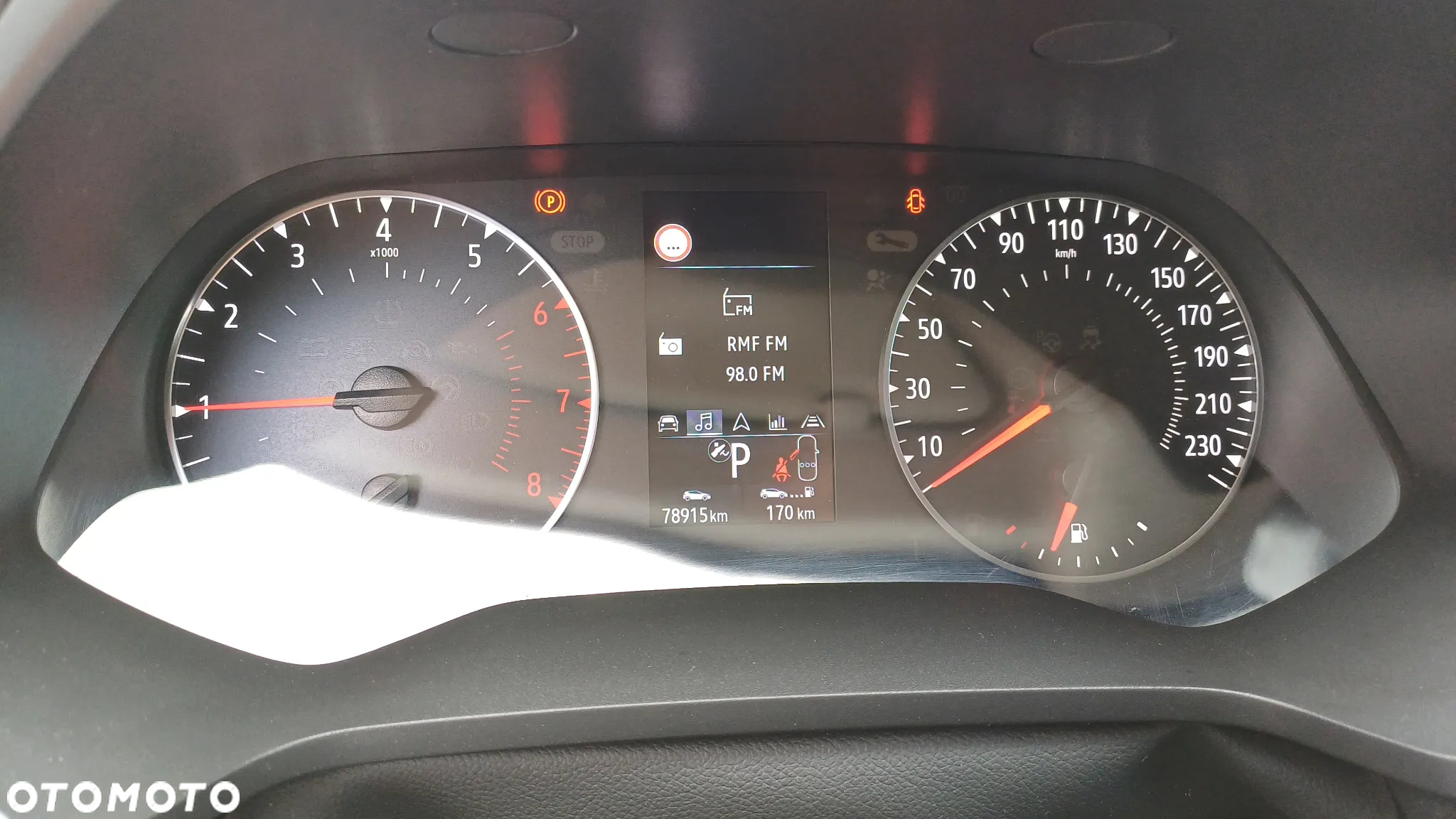 Renault Captur TCe Mild Hybrid 140 EDC GPF EVOLUTION - 17