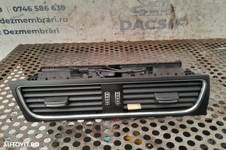 Grila ventilatie bord centru 8T1820951E Audi A5 8T [facelift] [2011 - - 4