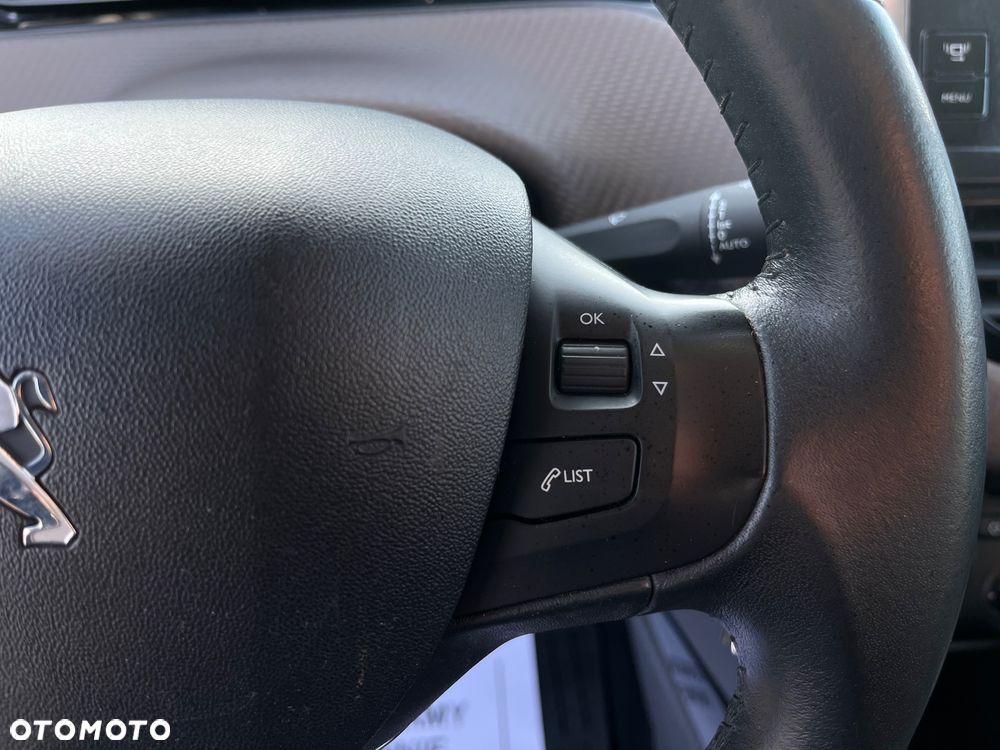 Peugeot 2008 1.4 HDi Active - 8