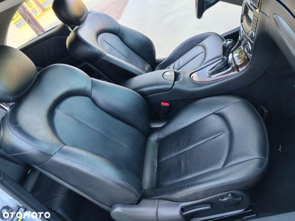 Mercedes-Benz CLK 320 CDI 7G-TRONIC Elegance - 20