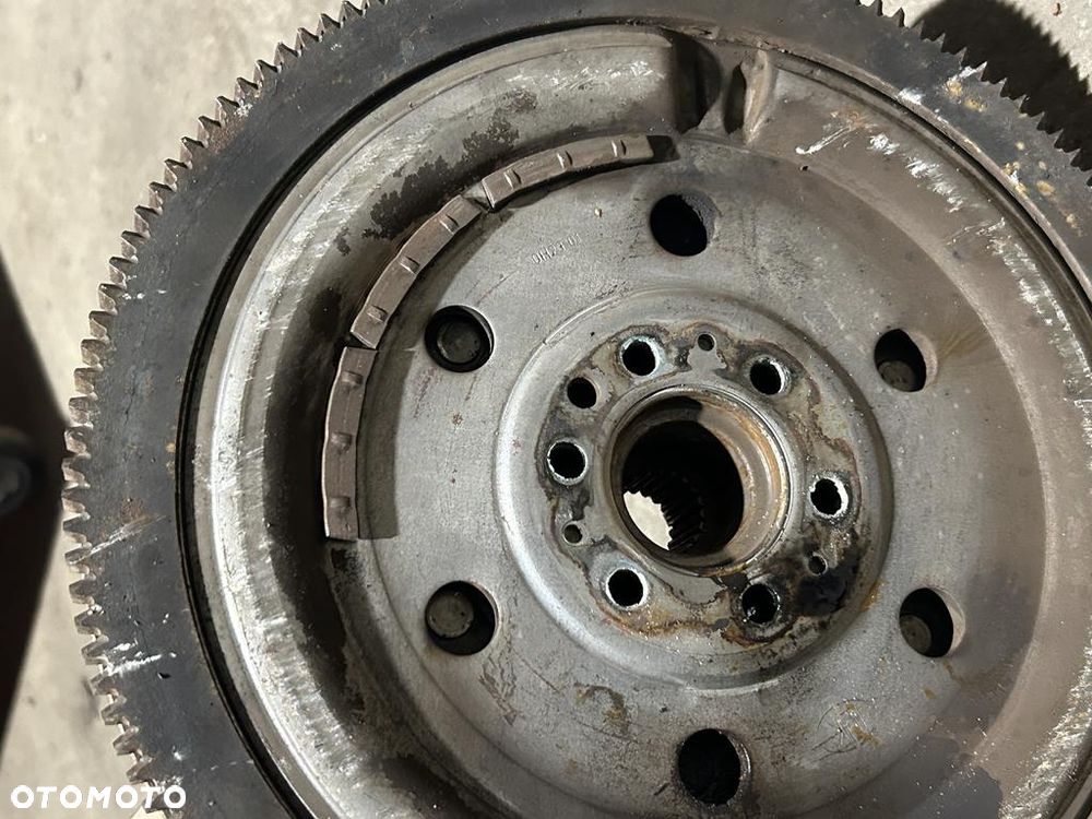 koło dwumasowe sprzęgło Peugeot 308 1.6 E-HDI 1.6 Blue HDI - 5