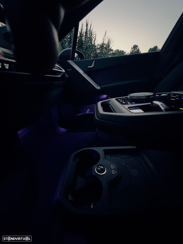 BMW iX xDrive40 — fotografia 24