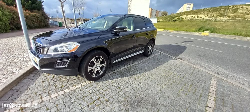 Volvo XC 60 2.0 D3 Drive Momentum - 1