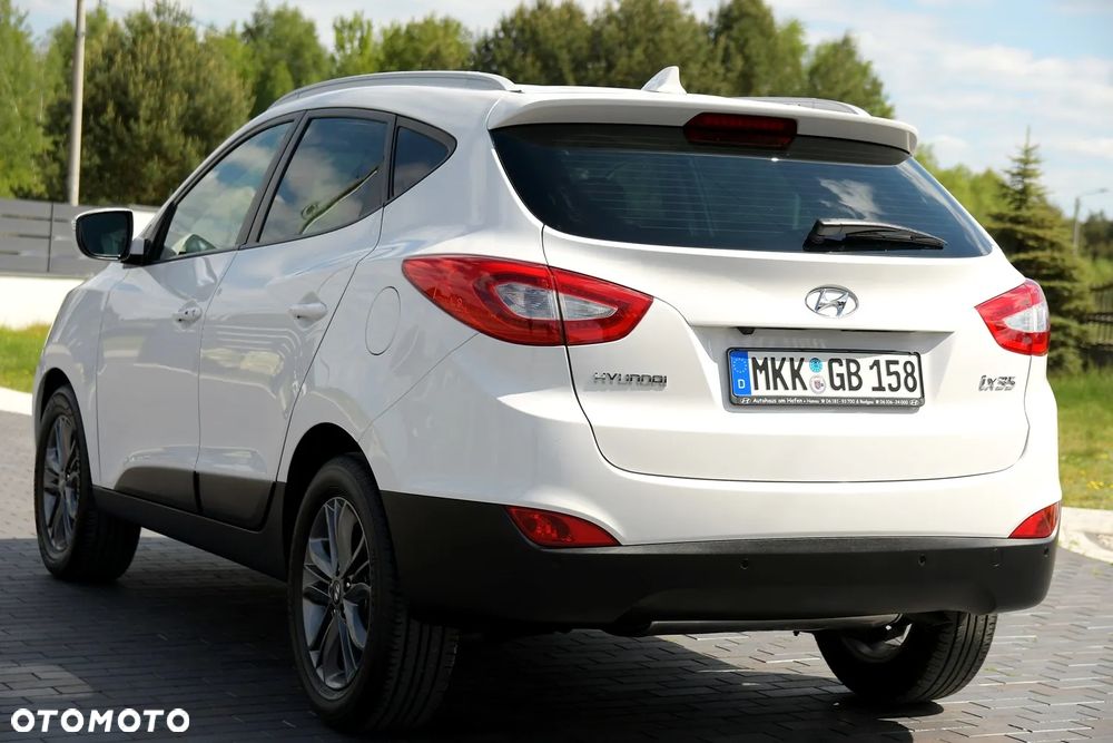 Hyundai ix35 1.6 2WD Fifa World Cup Edition - 5