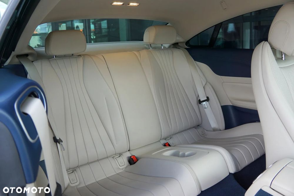 Mercedes-Benz Klasa E 300 Avantgarde - 23
