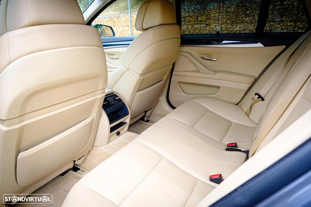 BMW 525 d Line Luxury Auto - 16