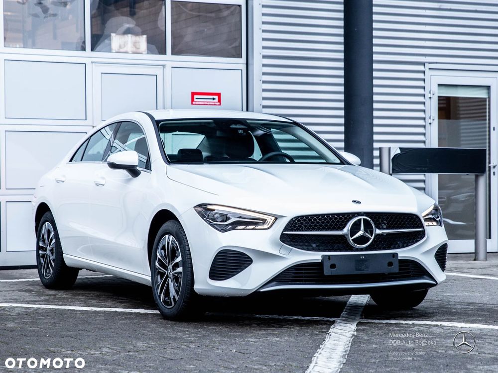 Mercedes-Benz CLA 250 e PHEV 8G-DCT - 3