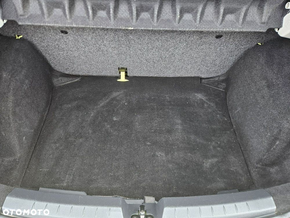 Seat Ibiza 1.4 16V Reference - 36