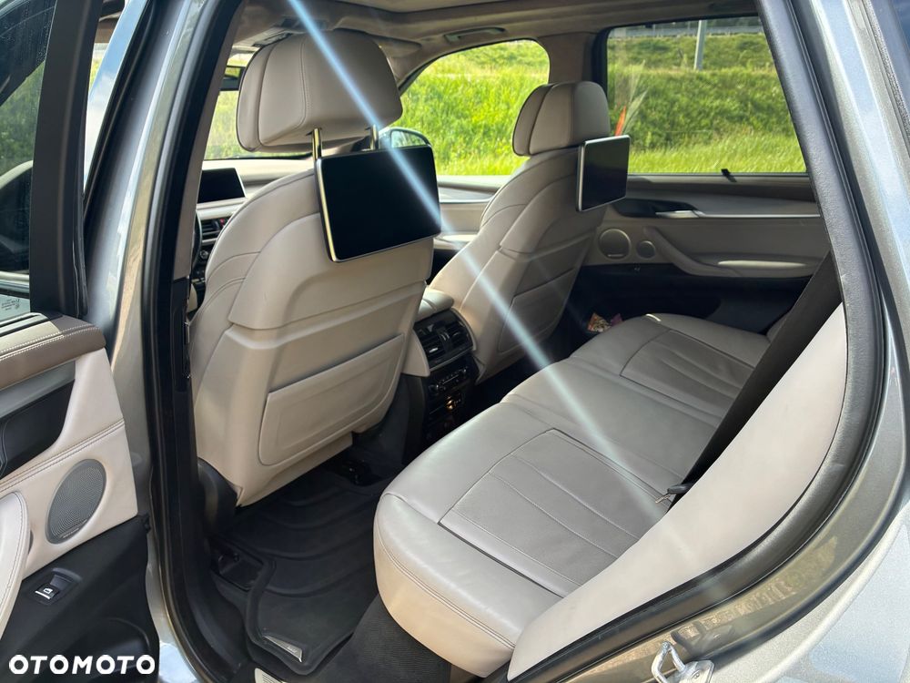 BMW X5 xDrive45e - 8