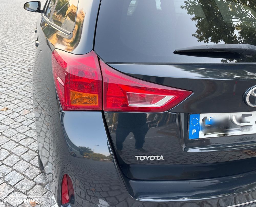 Toyota Auris Touring Sports 1.4 D-4D Comfort+Pack Sport - 18