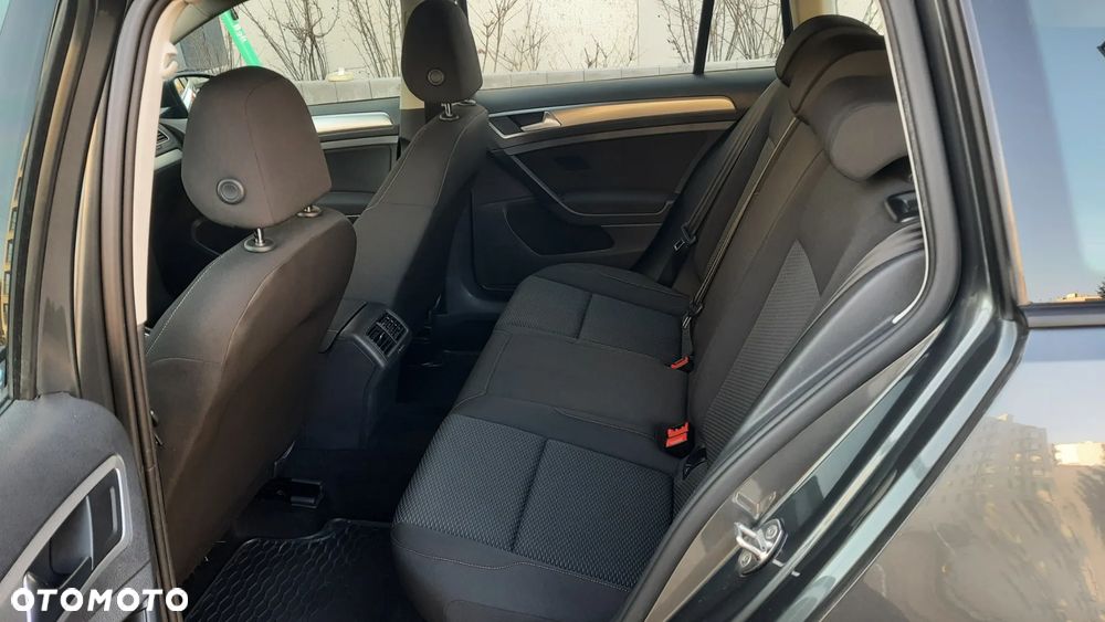 Volkswagen Golf 1.0 TSI City - 29