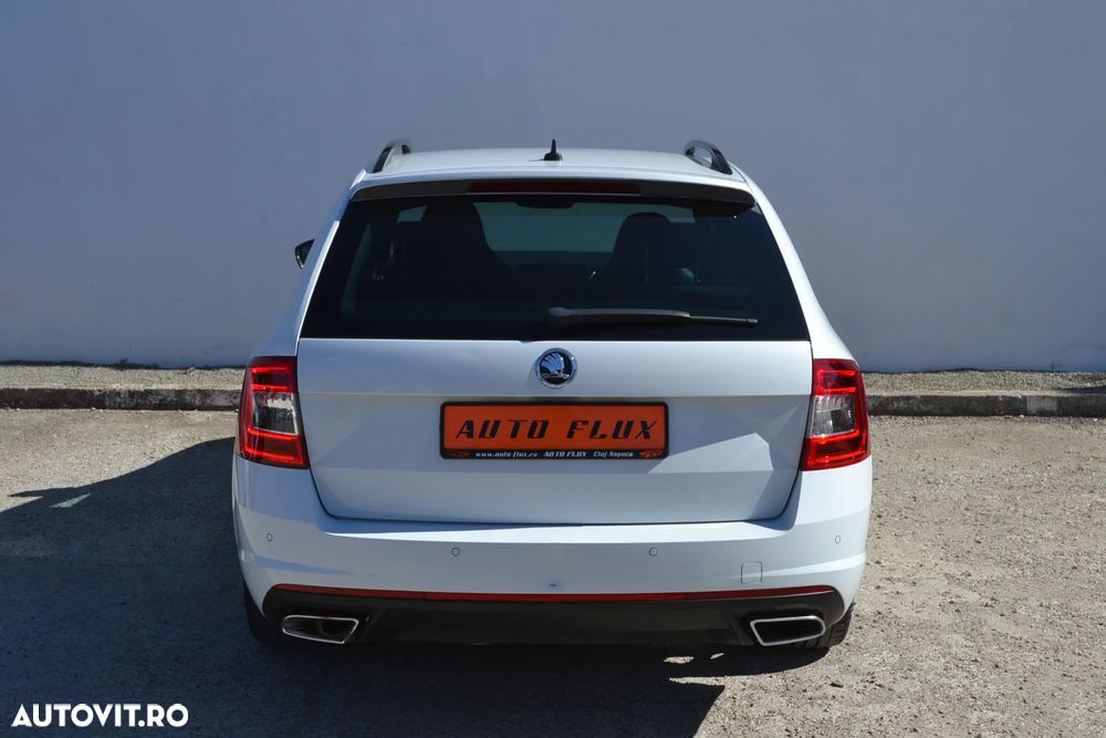 Skoda Octavia 2.0 TDI RS - 6