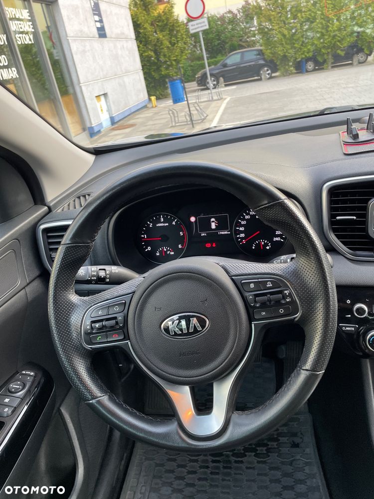 Kia Sportage 2.0 CRDI L AWD - 23