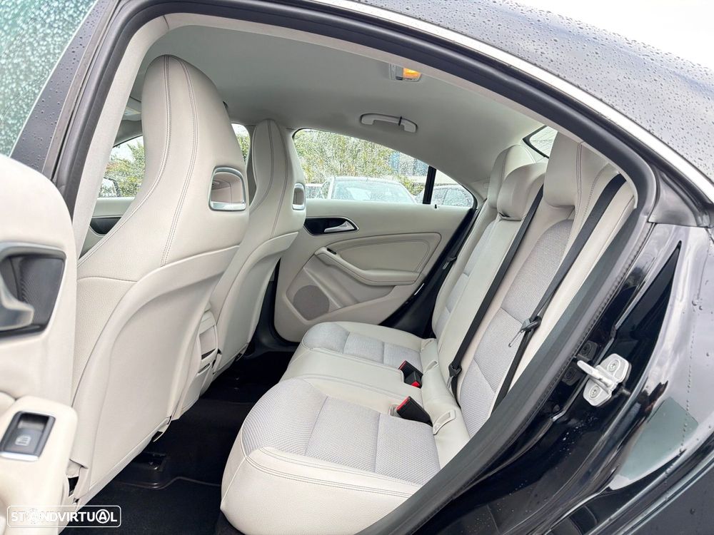 Mercedes-Benz CLA 180 CDI Urban Aut. - 25