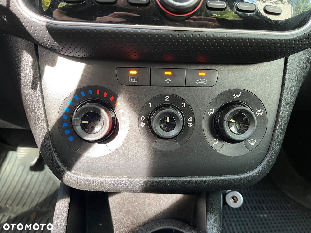 Fiat Punto Evo 1.4 8V Dynamic - 31