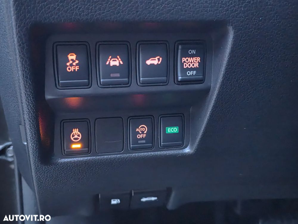 Nissan X-Trail 2.0 dCi ALL-MODE 4x4i Xtronic Tekna - 37