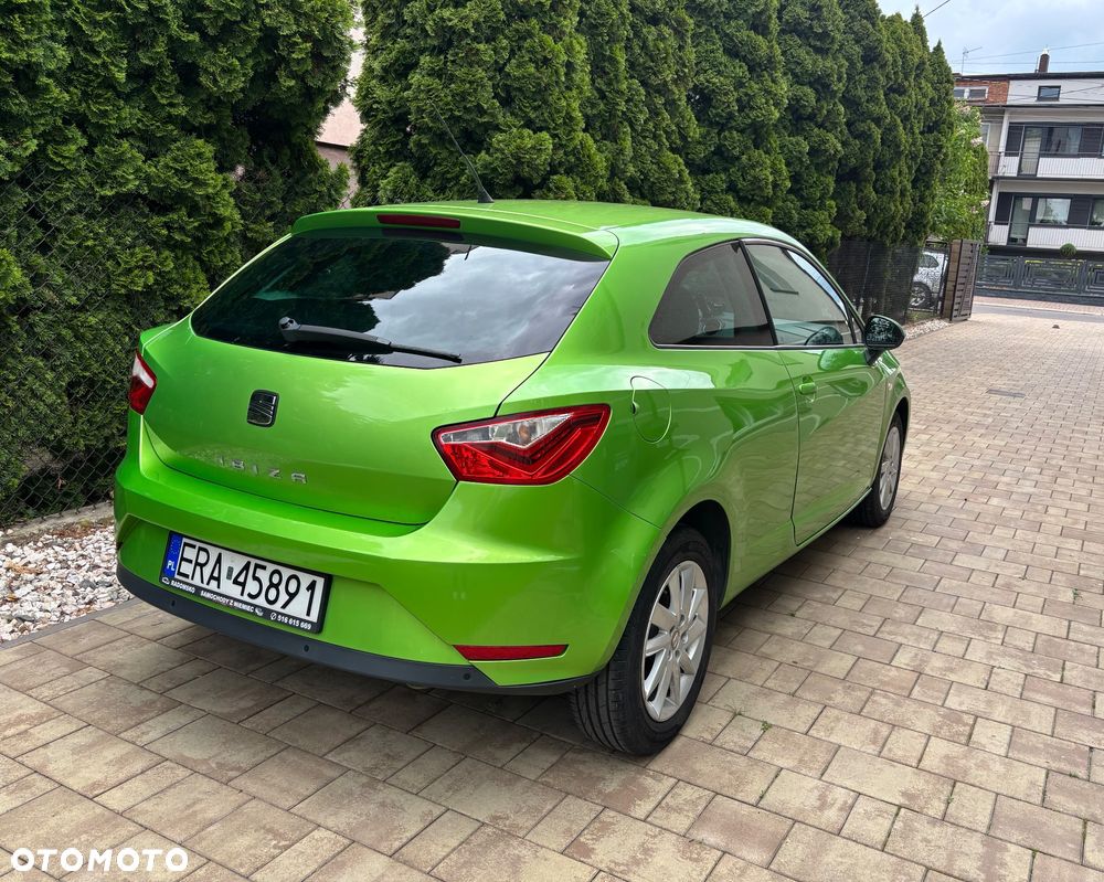 Seat Ibiza SC 1.4 16V Style - 4